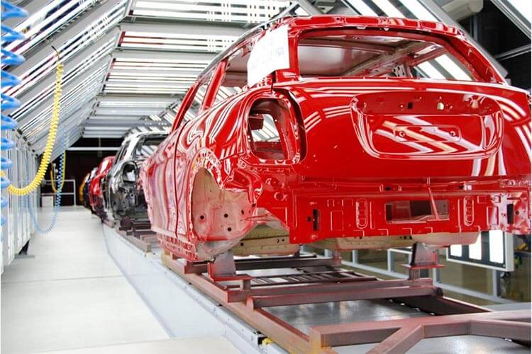 مراحل رنگ کردن بدنه خودرو در کارخانه